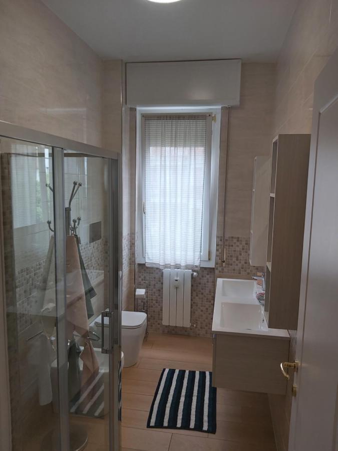 Le Rive Apartment เดเซนซาโนเดลการ์ดา ภายนอก รูปภาพ
